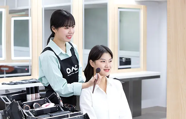 K-BEAUTY (LÀM ĐẸP) & THIẾT KẾ THỜI TRANG