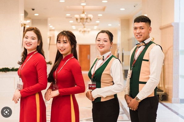 DU LỊCH KHÁCH SẠN & NẤU ĂN